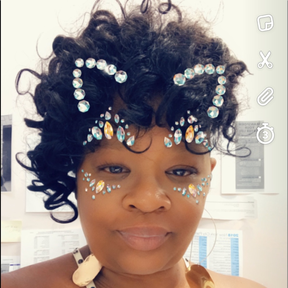Meet your Posher, Sharon